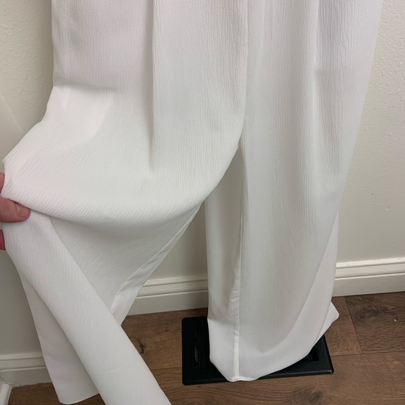 bebe White Tie Front Wide Leg Jumpsuit | Deep V Flowy Sleeve Full Length Size 00 - Picture 10 of 15